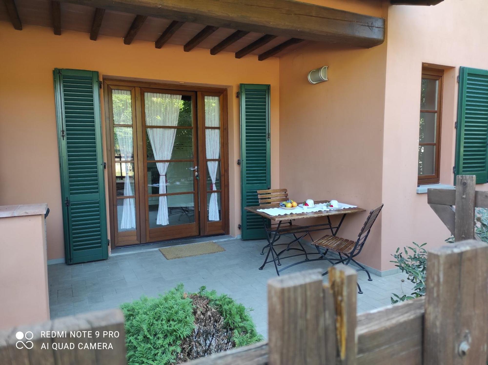 Casa Macinarino Appartamento 6 Con Piscina Loro Ciuffenna Dış mekan fotoğraf