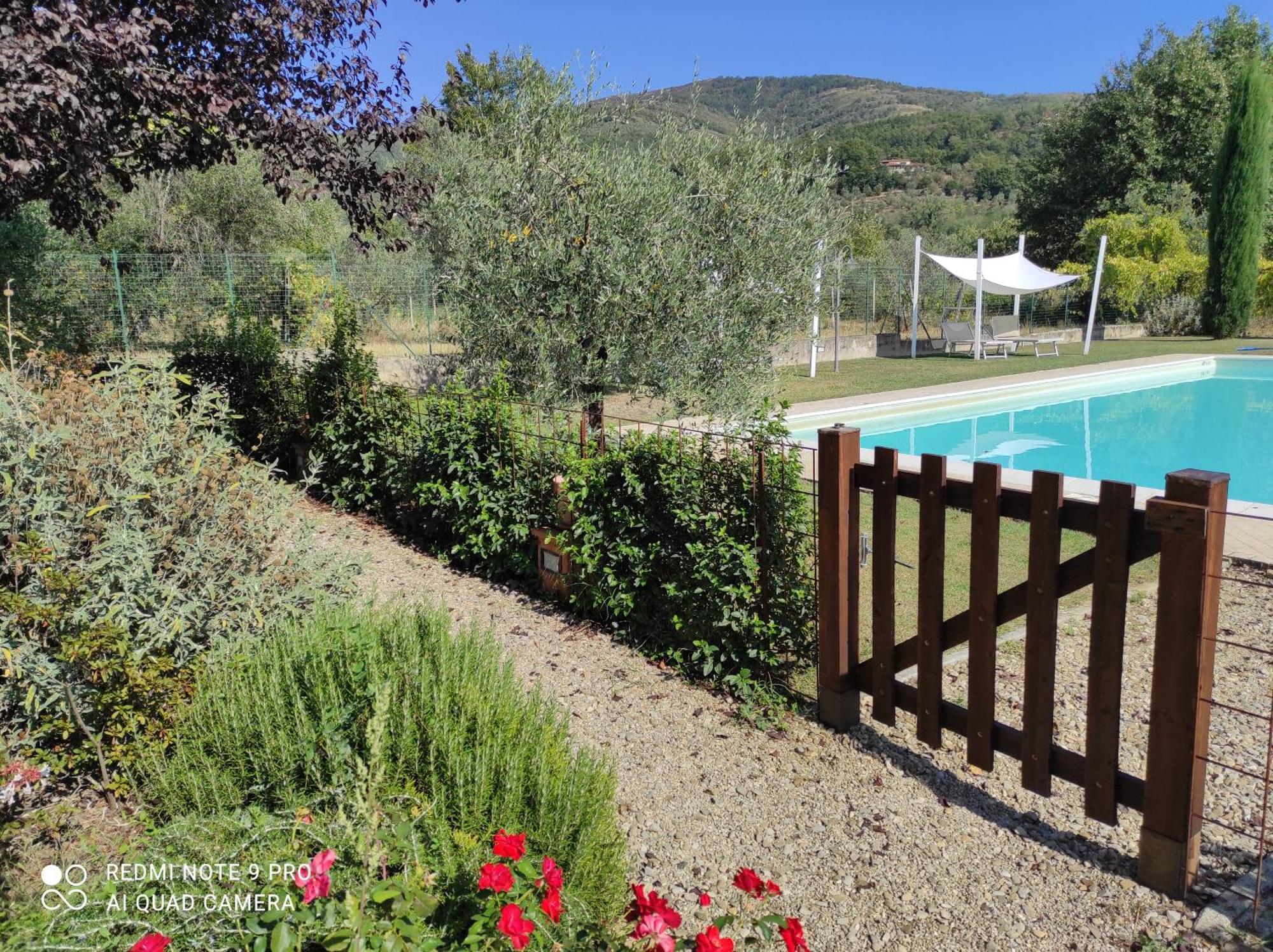 Casa Macinarino Appartamento 6 Con Piscina Loro Ciuffenna Dış mekan fotoğraf